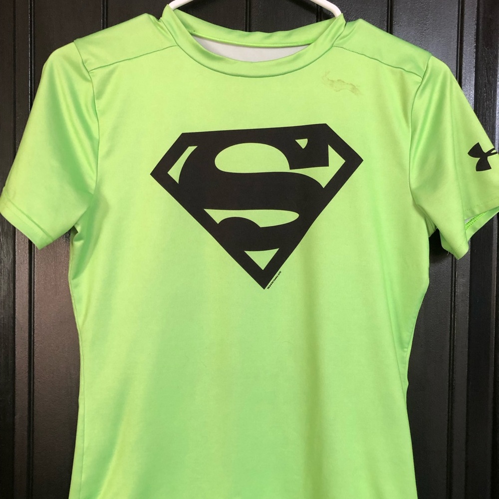 Boys Under Armour heat gear Superman shirt